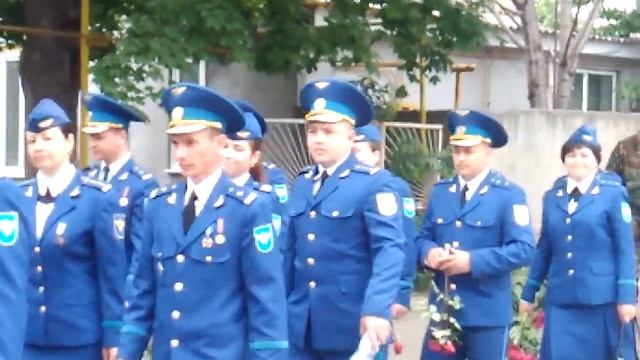 Торжественная процессия к памятнику Солдату ВОВ г. Флорешты смотреть онлайн