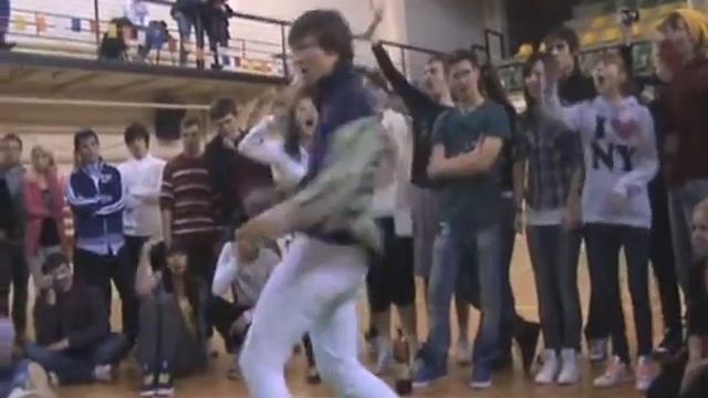 Артем VazoVski Приходько VS Андрей Пашков смотреть онлайн