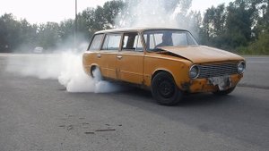 Бернаут на жигулях (ЗМЗ 406) - ЗМЗ 406 в жигули