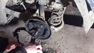 Как снять задний тормозной цилиндр Ford Focus 1 седан американец #RAZNOBOY #фордфокус1 #FordFocus1