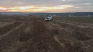 Баттл : Mitsubishi L200 Vs.Nissan Pathfinder.Диагональ