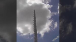 Зрелищная конструкция чудо ракета.