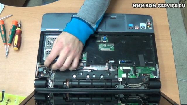 Разборка и чистка от пыли ноутбука Acer 6530. Замена термопасты. смотреть онлайн