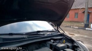 Установка амортизаторов (упоров) капота для Kia Sportage от upory.ru