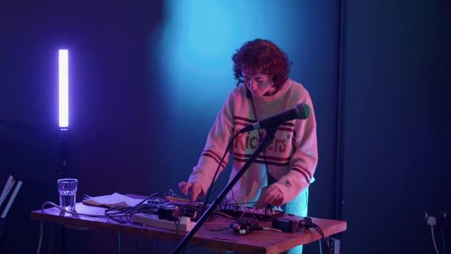 Familiar Love - Live @ Dubrek Studios, 28/01/23 смотреть онлайн