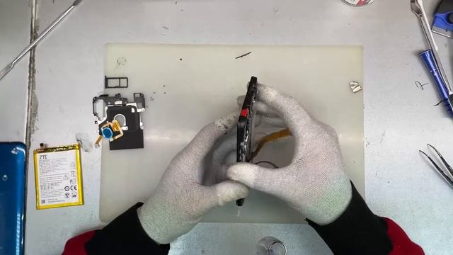 ZTE Blade V10 Vita - Как разобрать / Замена дисплея смотреть онлайн