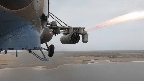 Вертолетчики ЦВО провели тактические учения в Челябинской области
