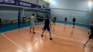 ВОЛЕЙБОЛ от первого лица за 8 минут ? | НОЧНАЯ ВОЛЕЙБОЛЬНАЯ ЛИГА ? Часть 27