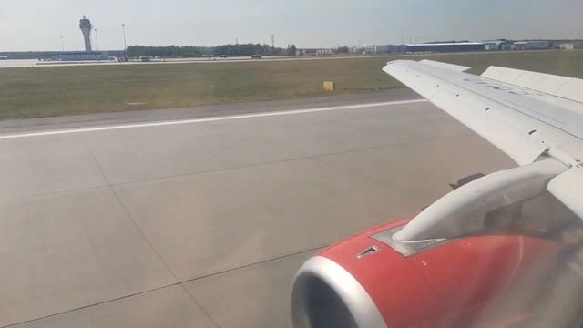 Посадка в аэропорту Пулково а/к Россия SSJ-100 смотреть онлайн