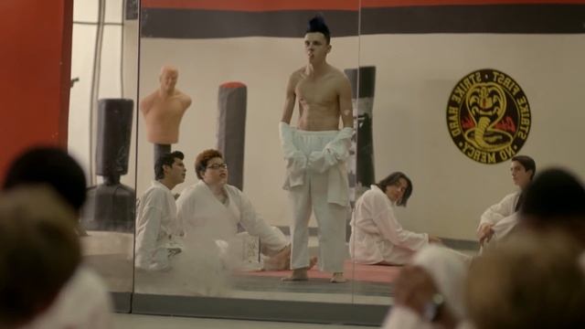 • Falcão / Todas as cenas da 1ª temporada | Cobra Kai | Full HD! смотреть онлайн