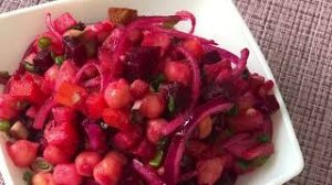 Винегрет с нутом. Очень вкусно, просто и полезно.