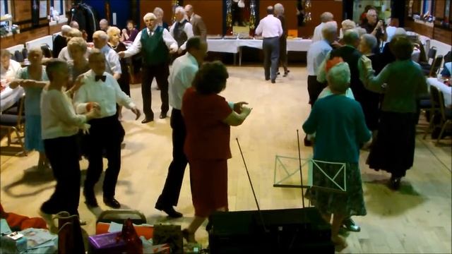 Magnolia Rumba Sequence Dance at Great Preston Tea Dance Christmas Party смотреть онлайн