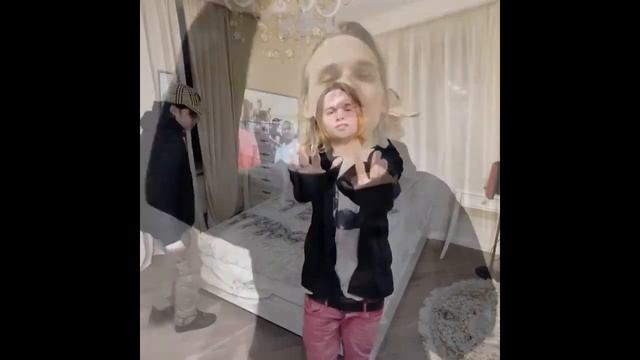 Lil Small - Я Хочу Тебя Математик [Official mashup, 2022] смотреть онлайн