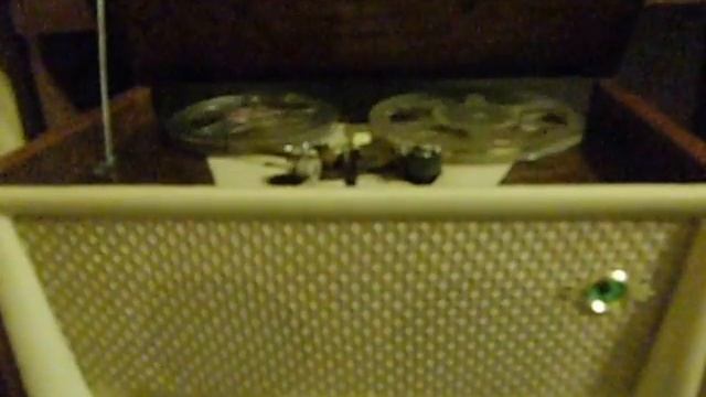 Магнитофон Днепр-11. 1961г. смотреть онлайн