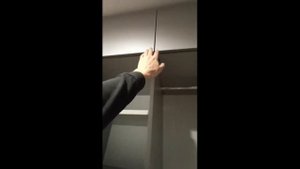 Шкаф в прихожую в современном стиле