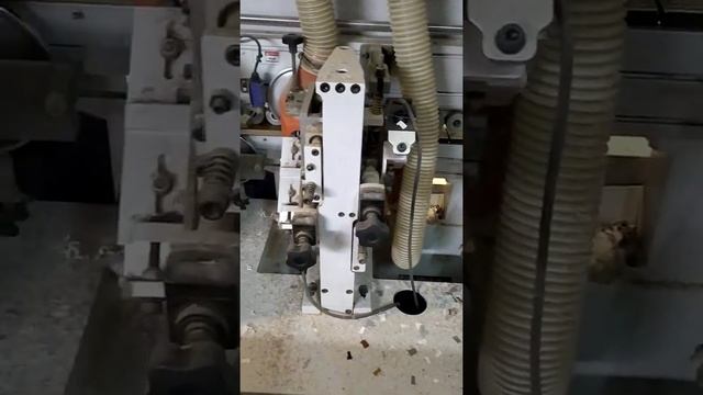 Кромление лдсп эггер на автоматическом станке / Aggregating ldsp egger on an automatic machine