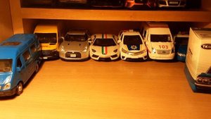 Машинка Автоексперт маштаб 1:32