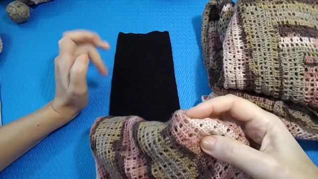 Комплект - джемпер, шапочка, косынка смотреть онлайн