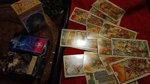 Расклад король мечей-королева жезлов