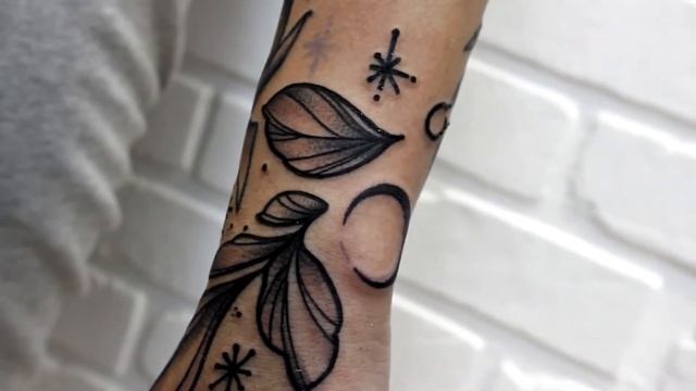 Lola Murza/Tattoo session