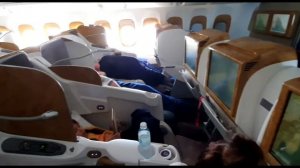 AzurAir Боинг 777-300er бизнес класс.