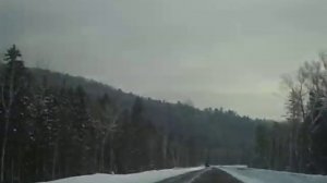 незамерзающая речка и дорога Лидога-Ванино