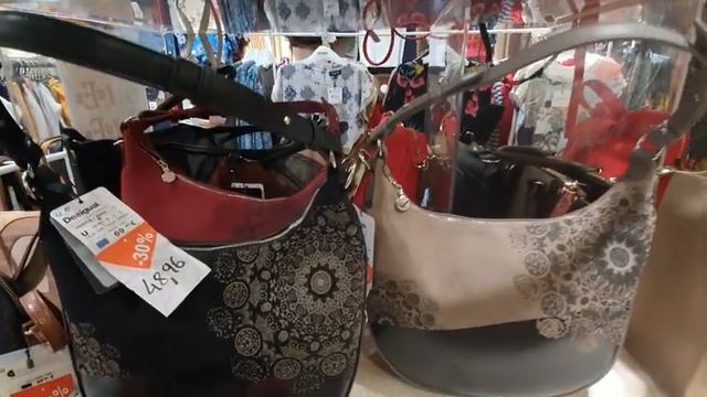 Франция. Desigual испанский бренд одежды смотреть онлайн