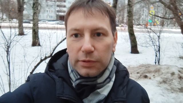 Кто виноват в том, что упавшая с балкона сосулька или снег причинили вред здоровью или имуществу