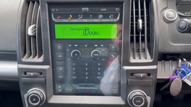Land Rover Freelander 2 Tesla Android system - Interaction with original CD host AUX Switch NO soun смотреть онлайн