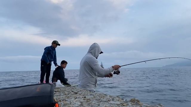 Ялта. Rockfishing. Ласкирь. Ловля Морского карася на микроджиг