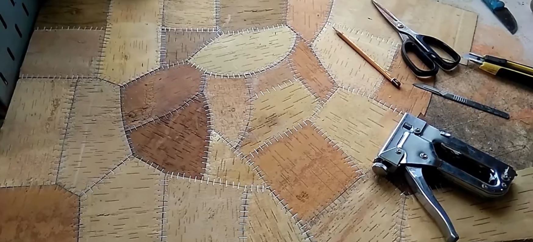 Лоскутное покрытие из бересты