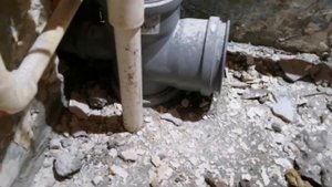 Замена стояка канализации в квартире 9ти этажки когда все дома!!!