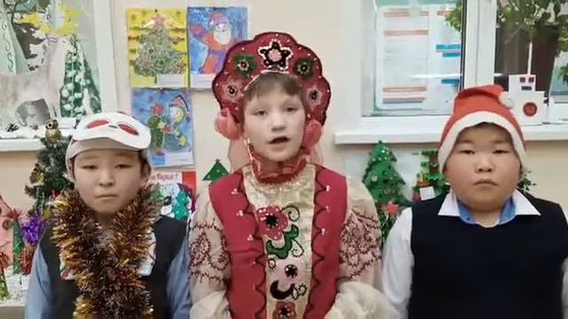 Новогоднее поздравление от обучающихся 3 А класса!!!