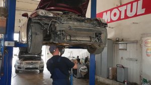 СТО Родник в Евпатории - слесарный ремонт авто и техническое обслуживание