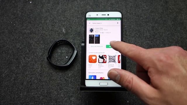 Smartband á prova de água 50 METROS !!! Huawei Honor Band 3 Unboxing e Primeiras Impressoes смотреть онлайн