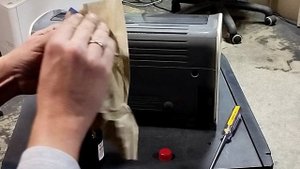Принтер Даши Астафьевой Canon lbp 2900 берет по два листа не отделяет
