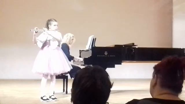 Л. Винчи. Две части из сонаты ре мажор Лиза Ежова смотреть онлайн