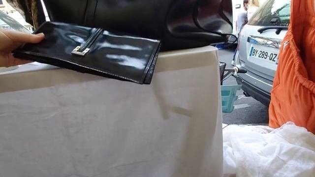 Барахолка в Париже, огромный блошиный рынок в 3-м округе, брокант и площадь Вогезов