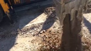 Погрузчик Работа на заднем ковши