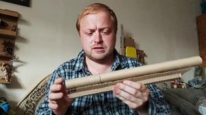 Как надёжно склеить картон, даже ростовую куклу из картона.