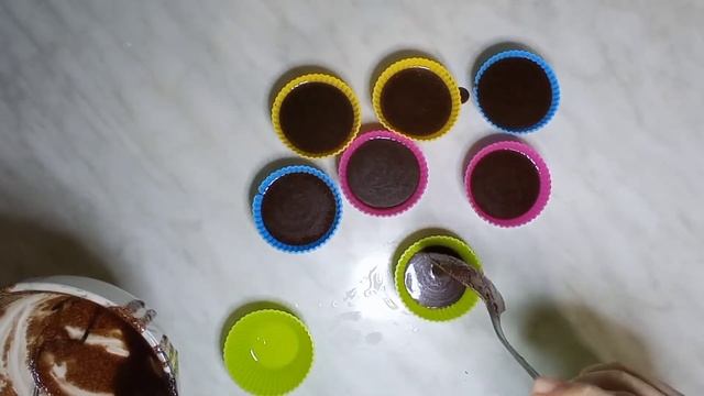 Шоколадные кексы-манники из микроволновки.