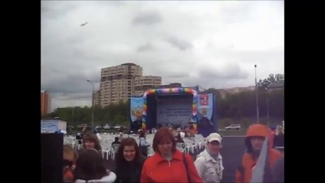 Спецэффеты: генератор облаков. Компания "Небесный свет" смотреть онлайн