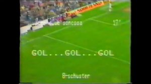 Golazo de Schuster en Mestalla