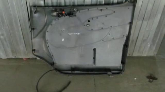 Обшивка левой двери Sprinter Mercedes 9017201270 смотреть онлайн