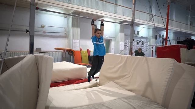 Кто ПЕРВЫЙ сделает ПЕТЛЮ КОРБУТ?/ЛЮТАЯ ЗАРУБА смотреть онлайн