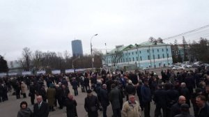 Встреча на  Суворовской площади