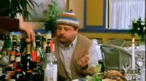 Как русские кушают в ресторане !