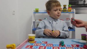 Гусеница. Лепим из пластилина Плей До (Play Doh)