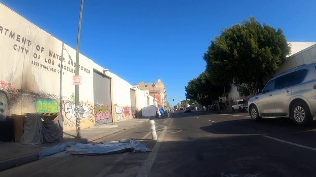 Homeless Tents In Downtown Los Angeles- (6th St.,7th St. San Julian, Wall, San Julian) | Miles Awa смотреть онлайн