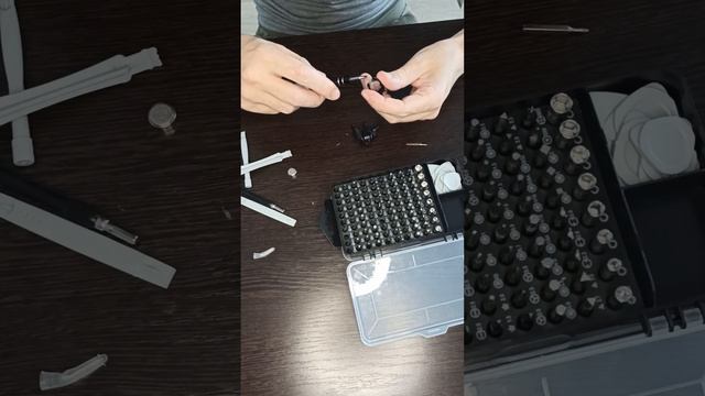 Беспроводные наушники Sony WF-1000XM3, замена аккамулятора. смотреть онлайн